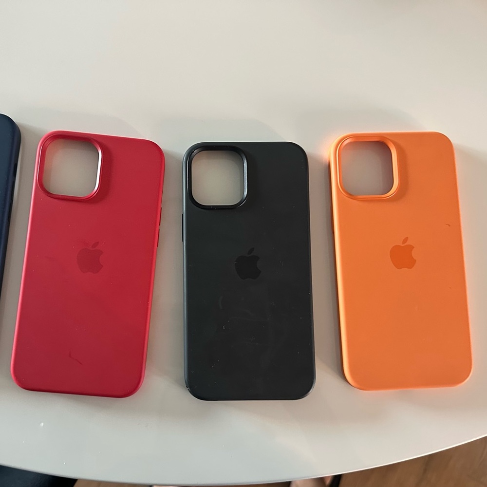 Accessories for iPhone 12 Pro Max - New & Like New